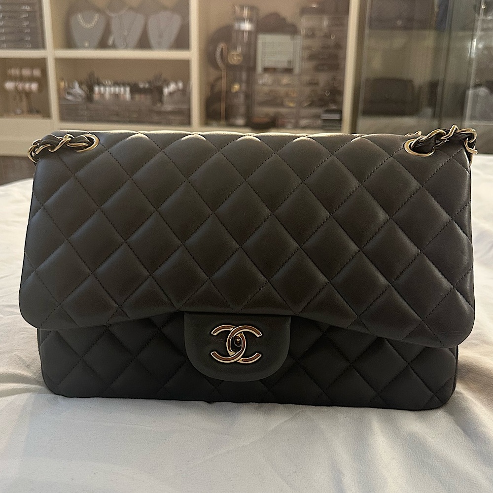 ❌SOLD❌ Authentic Chanel Jumbo Double Flap Dark Gray with Silver Hardware